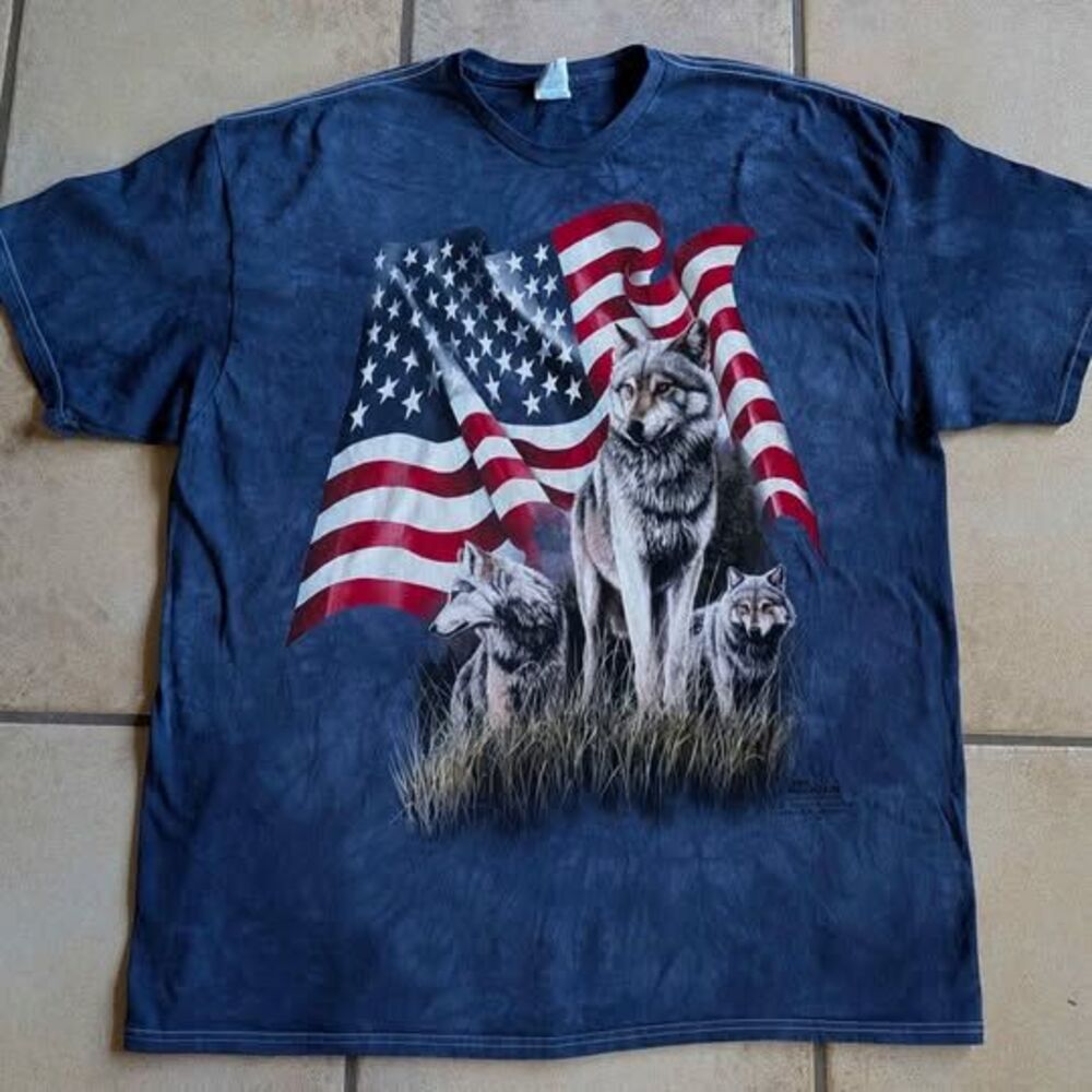 Patriotic The Mountain 2001 Wolves American Flag 2XL Jeremy Paul